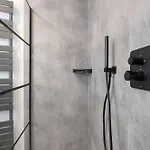 Perfectly Situated 2br Near The