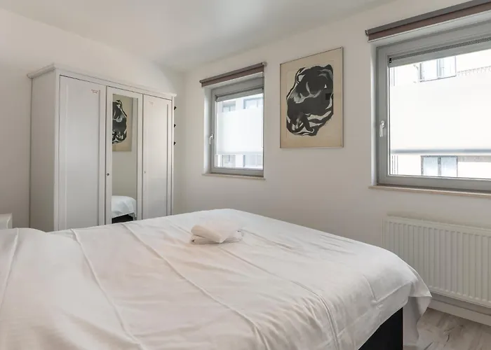 Perfectly Situated 2br Near The *