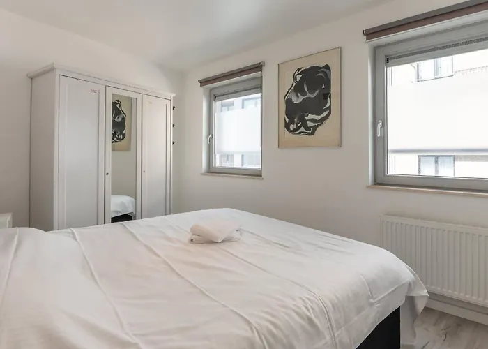 Perfectly Situated 2br Near The Appartement