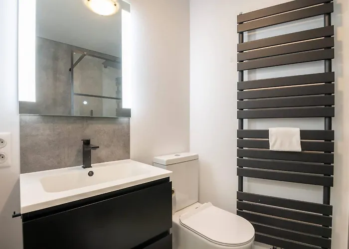 Perfectly Situated 2br Near The * Oostende